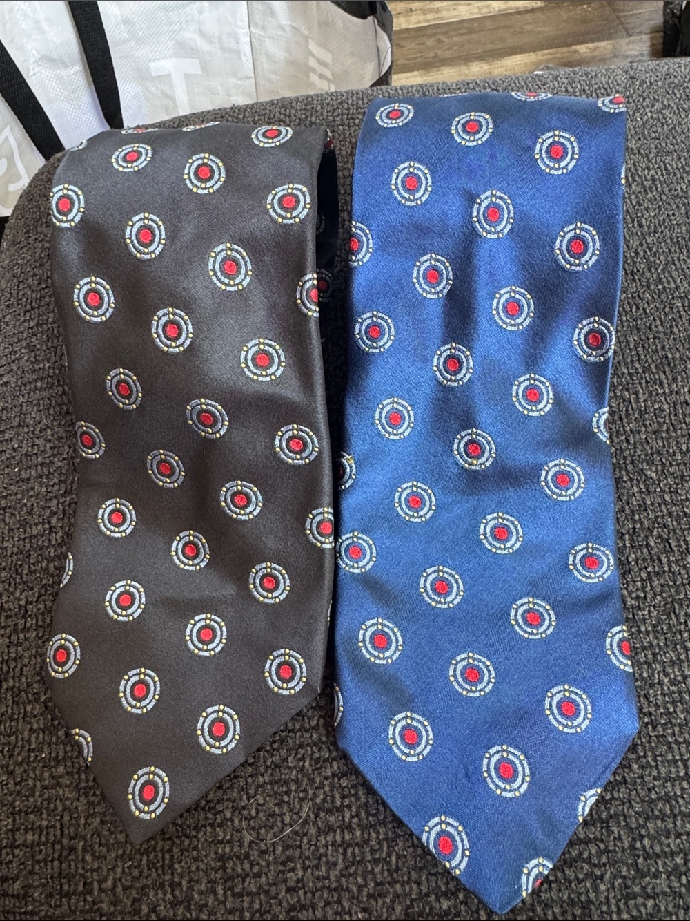 Medallion Pattern Silk Tie Pair - Black and Blue